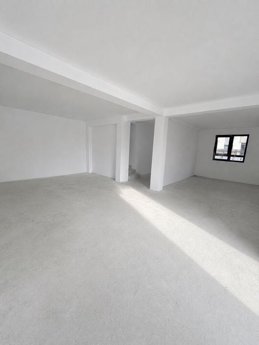 Casă individuală de vânzare – Cartier Izvor, Tărlungeni