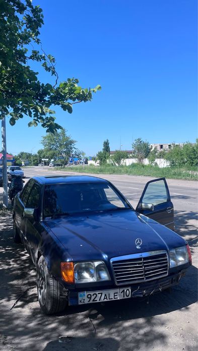 Продам мерседес 124