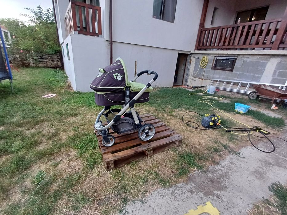 Бебешка количка 3 в 1
