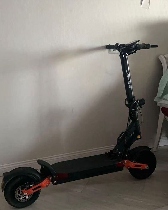 Продам электро самокат