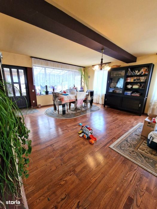 Casa de vanzare S+P+M , Teis – la 5 minute de Targoviste