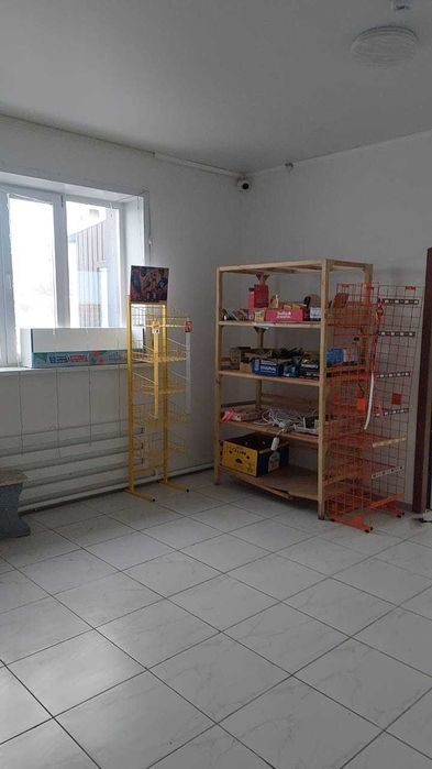Продается коммерческое помещение п. Сарыколь