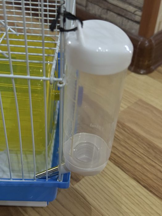 Клетка для хомяка с едой