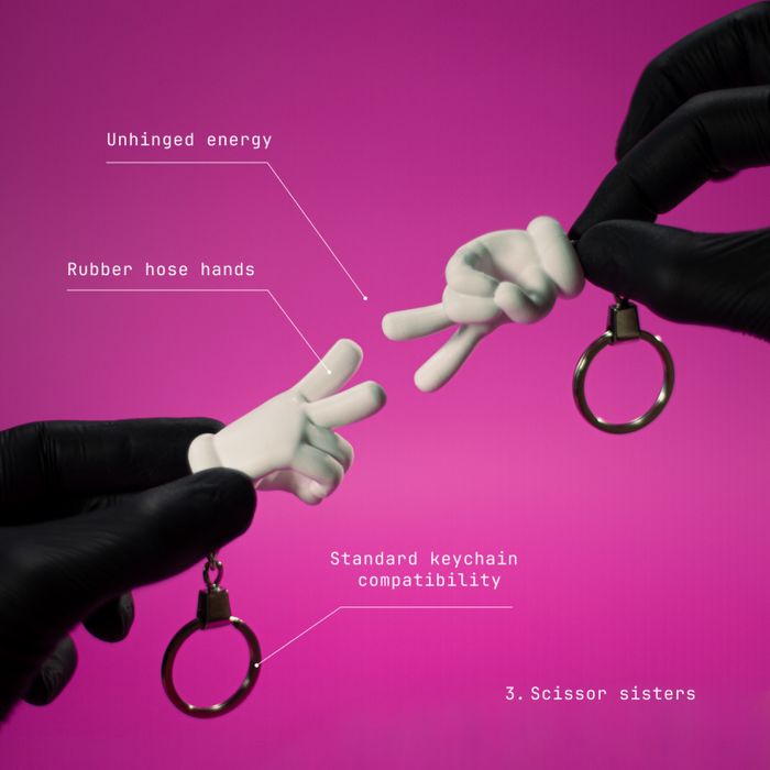 Подвесы на сумку(брелки) к 8 марта (парные)