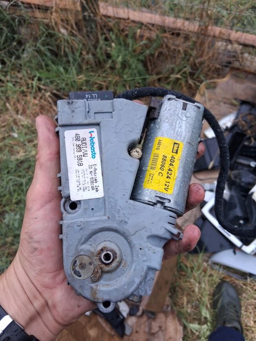 Trapa cu motoras Audi A4 b6 b7