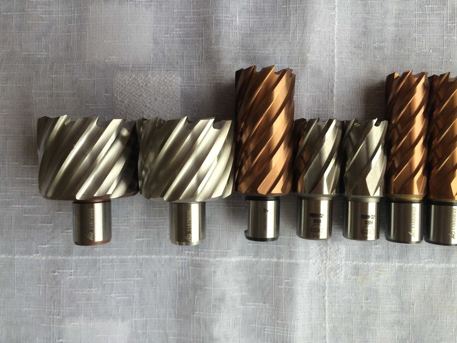 Шлосерски Боркорони Hollex и Reca (фрези) за метал Нови