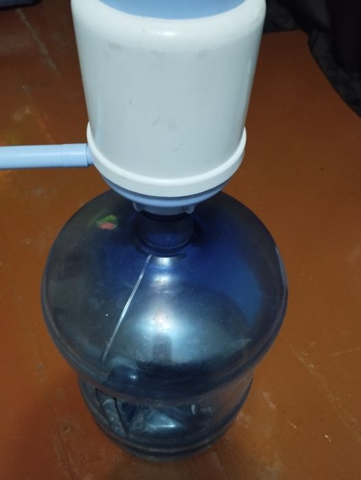 Продам бутыль для воды.