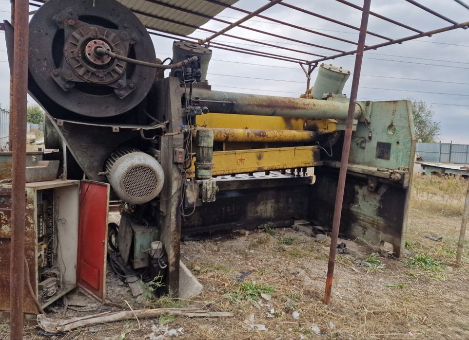 Продам гильотину НА3225 до 32мм/3150мм.