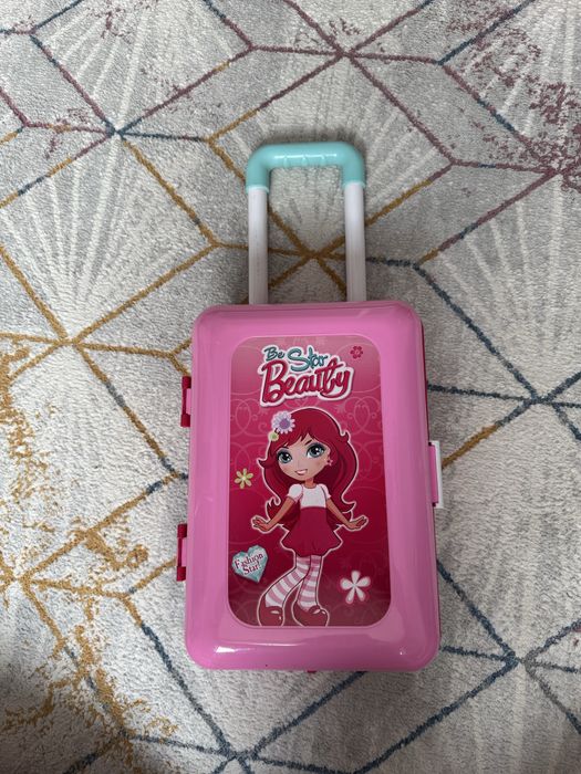 Салон-чемодан для девочек