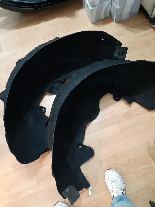 Подкрыльник мерседес W213 E класс.