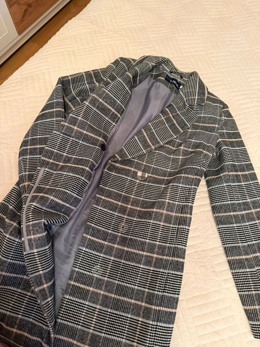 Продам классическое пальто