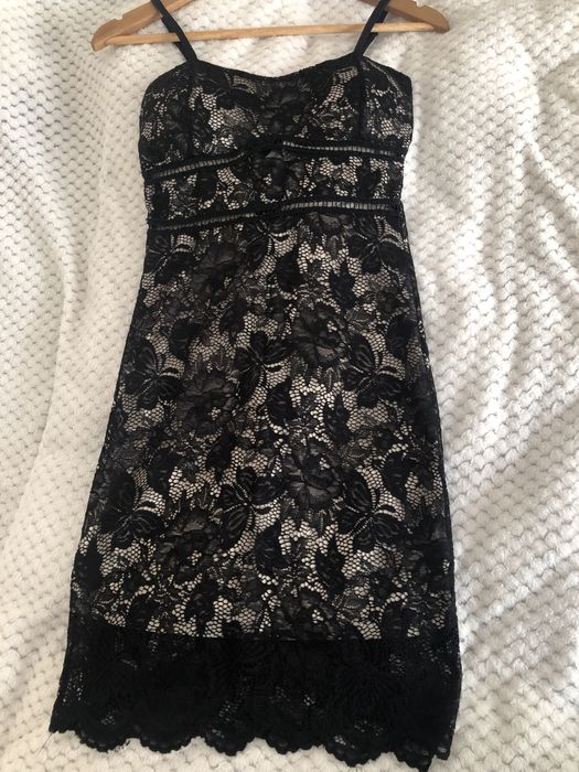 Rochie cu dantelă marimea xs