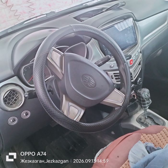 Продам автомобиль FAW Oley 2014 года