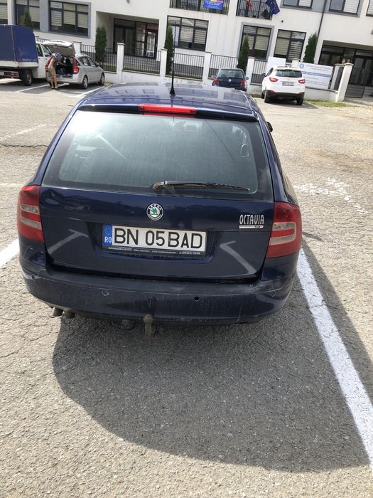 Vând Skoda Octawia||