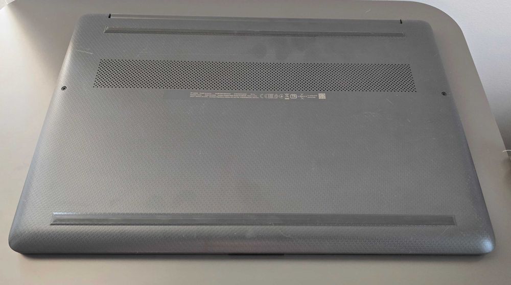 Laptop HP i5-1035G1, 15.6", Full HD, 8GB, 512GB SSD
