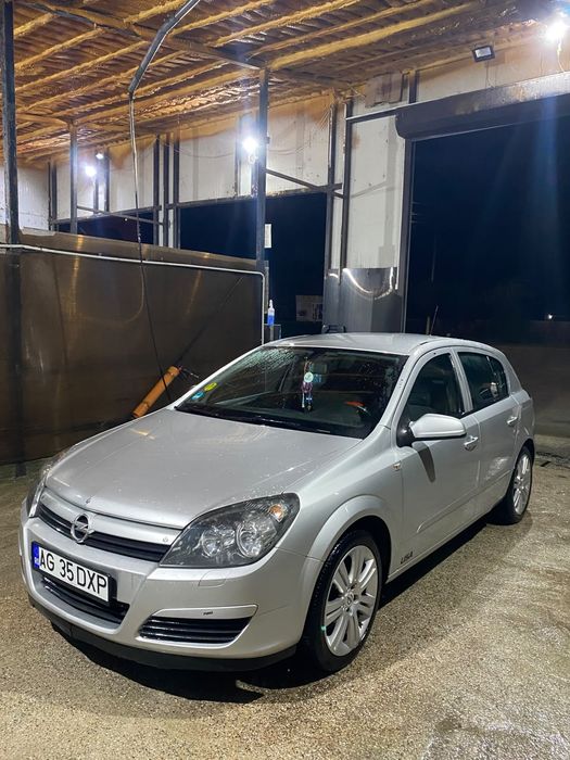 De vanzare Opel astra H