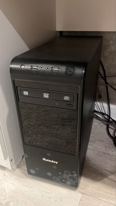 Продам компютер настольный