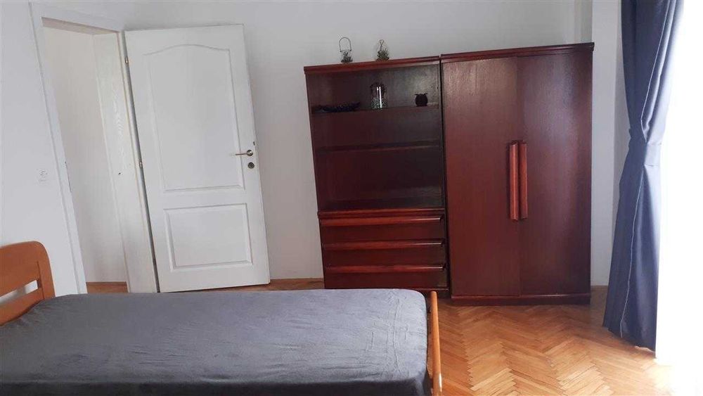 Дава се под наем Тристаен апартамент в Пловдив, Център - 75 кв.м за 255 € - Снимка #3