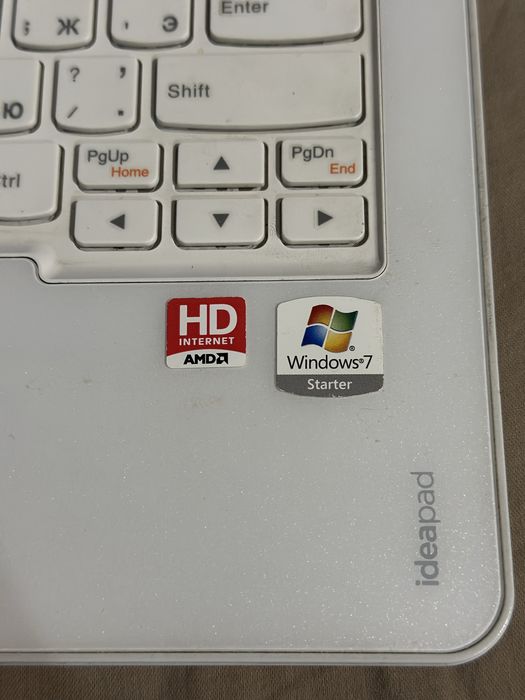 Продам ноутбку Lenovo.