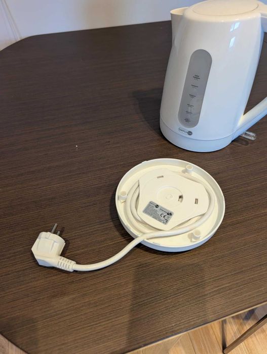 Електрическа кана за вода Switch On 1.7L