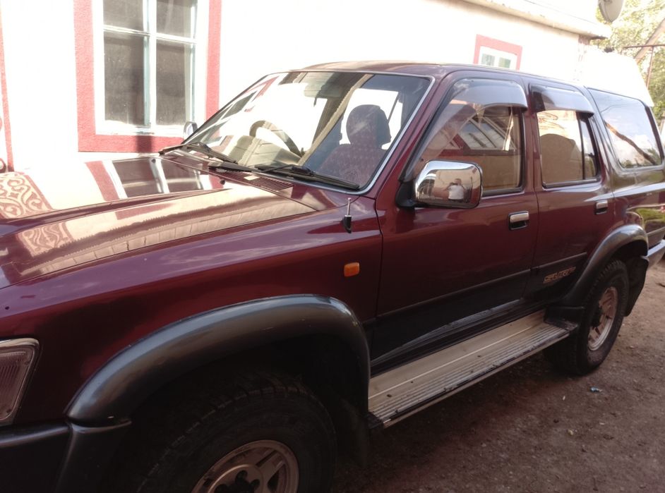 Toyota Hilux surf