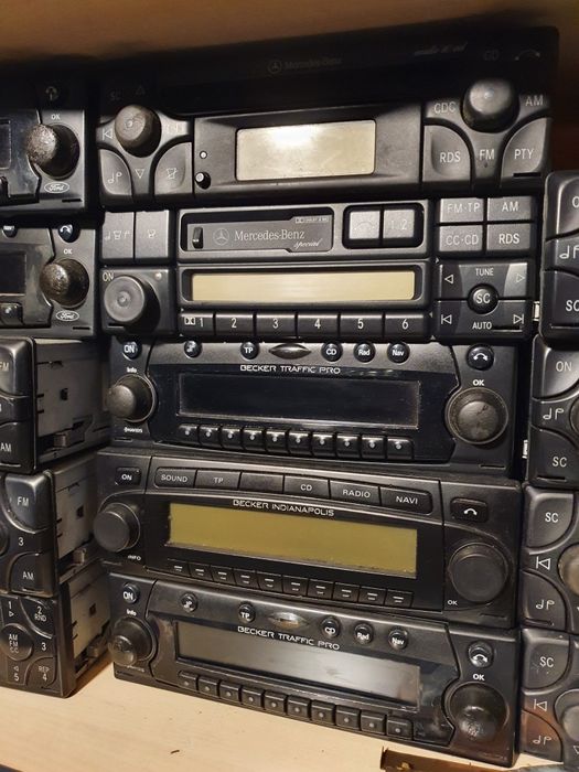 Cd player și radiocasetofon mercedes.vw