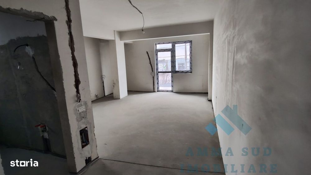 Vila - Spatiu Comercial - P + 1E + M - 360 mp - Comuna Frumusani