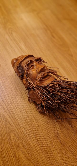 Decorațiune lemn masiv de agățat pe perete