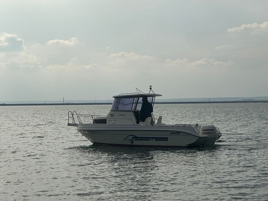 Vand barca Pilot House, Drago 2000