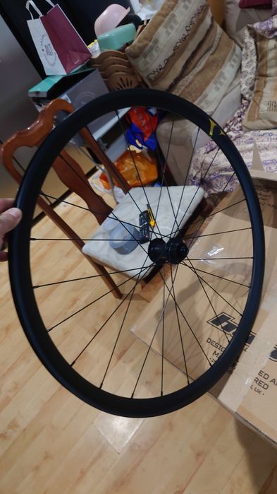 700c free hub Specialized Sirus X carbon