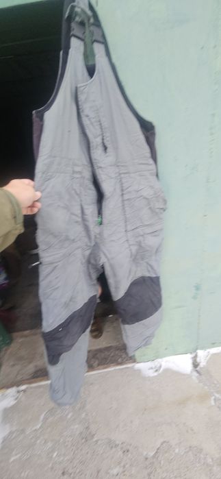 Продаю зимний костюм