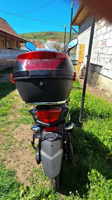 Vând scuter electric Eco Rider Mx Plus...