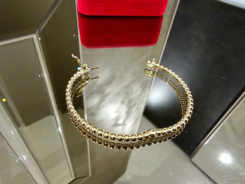 Van Cleef & Arpels VCA Gold Perlée Pearls Дамска Гривна