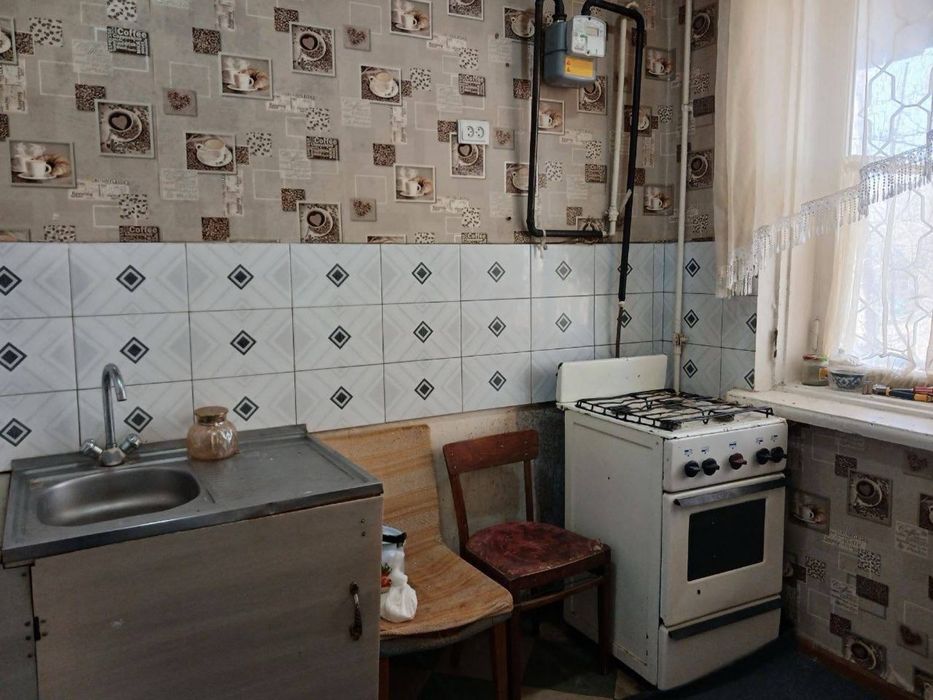 Ижарага берилади 2 хона 3- етаж Сум оркасда жойлашган