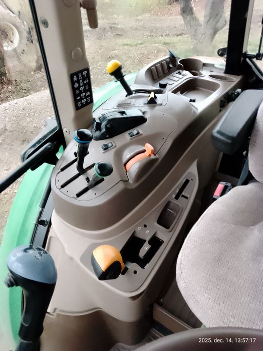 De vanzare John Deere