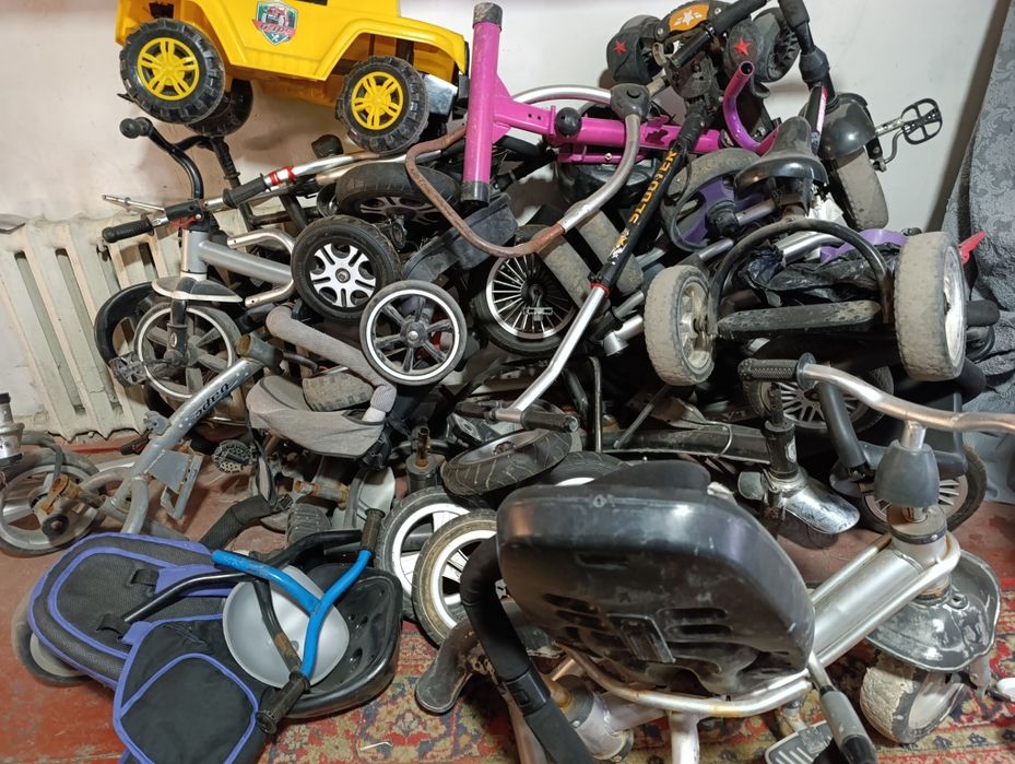 Детский велосипед запчастга Хаммасини шу туриши сотилади арзонга.