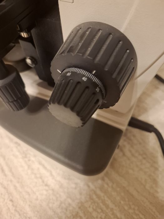 Микроскоп лабораторный