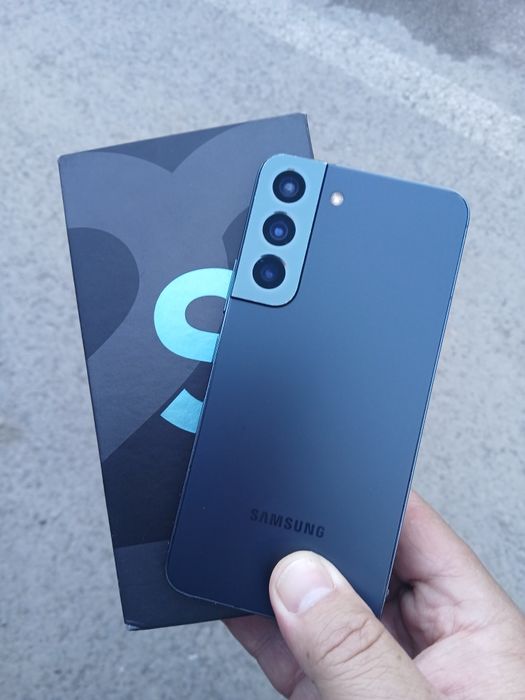 Продам Samsung S22 5G