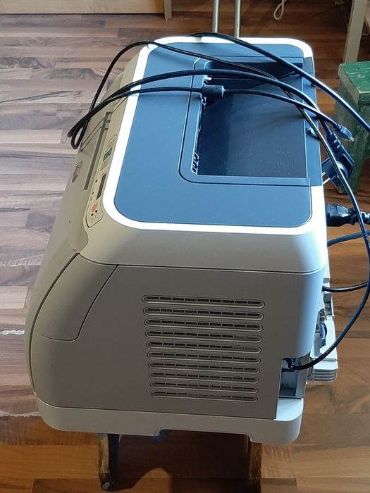 Продаём принтер цветной HP Color Laser Jet