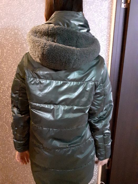 Прадаю куртку для девочек