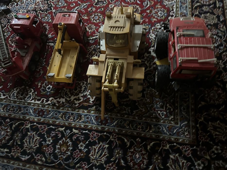 Продам Игрушечные машинки