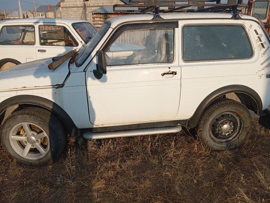 Продам ВАЗ 21213 нива по zapchastyam
