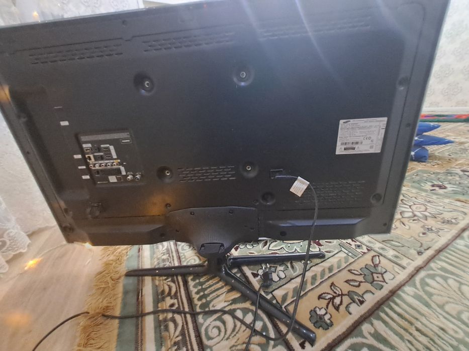 Телевизор Samsung