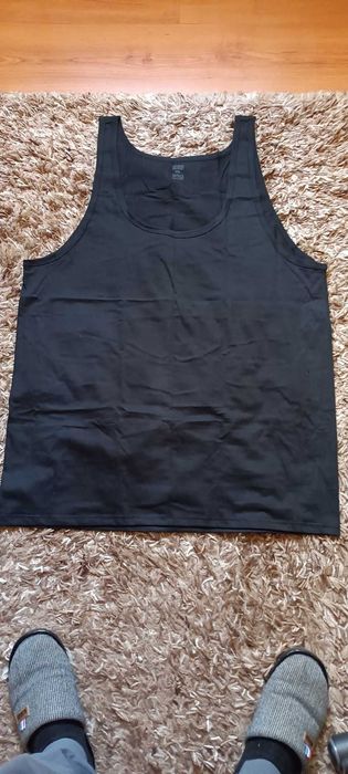 5 buc. maiouri 5xl la cutie și 5 buc. 3xl toate bumbac 100%.