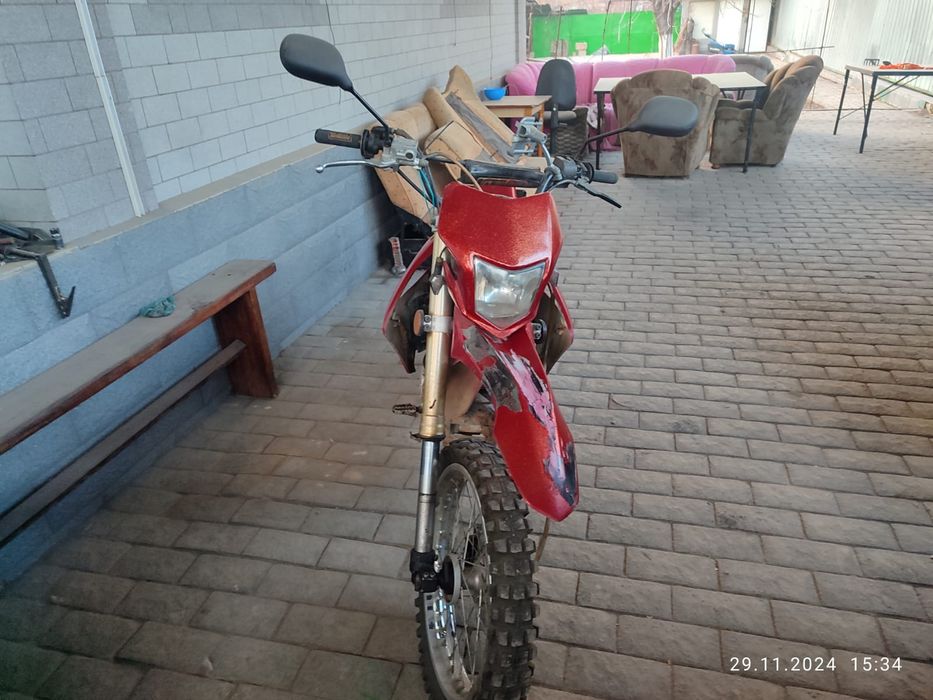 Продам эндуро 250куб