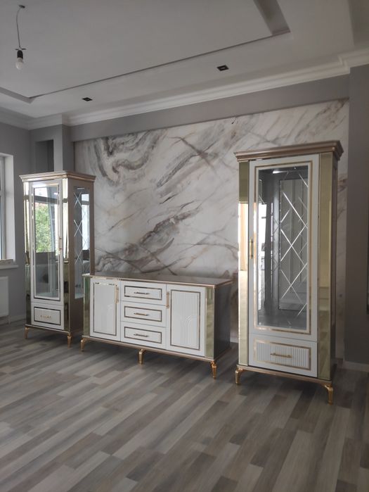 Пенал камод  встиле Хай-тэк