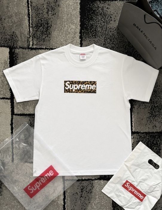 Tricou Supreme marimea M