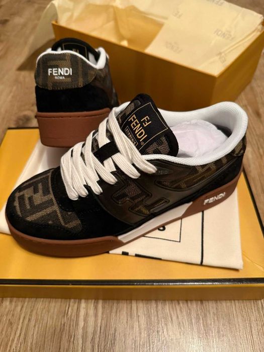 Дамски кецове FENDI