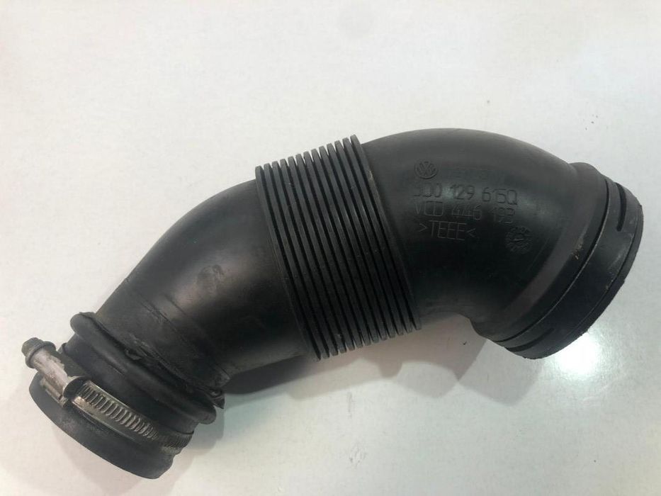 Furtun aer Volkswagen Phaeton 3d0129615q