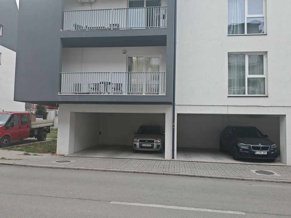 Închiriez apartament 2 camere